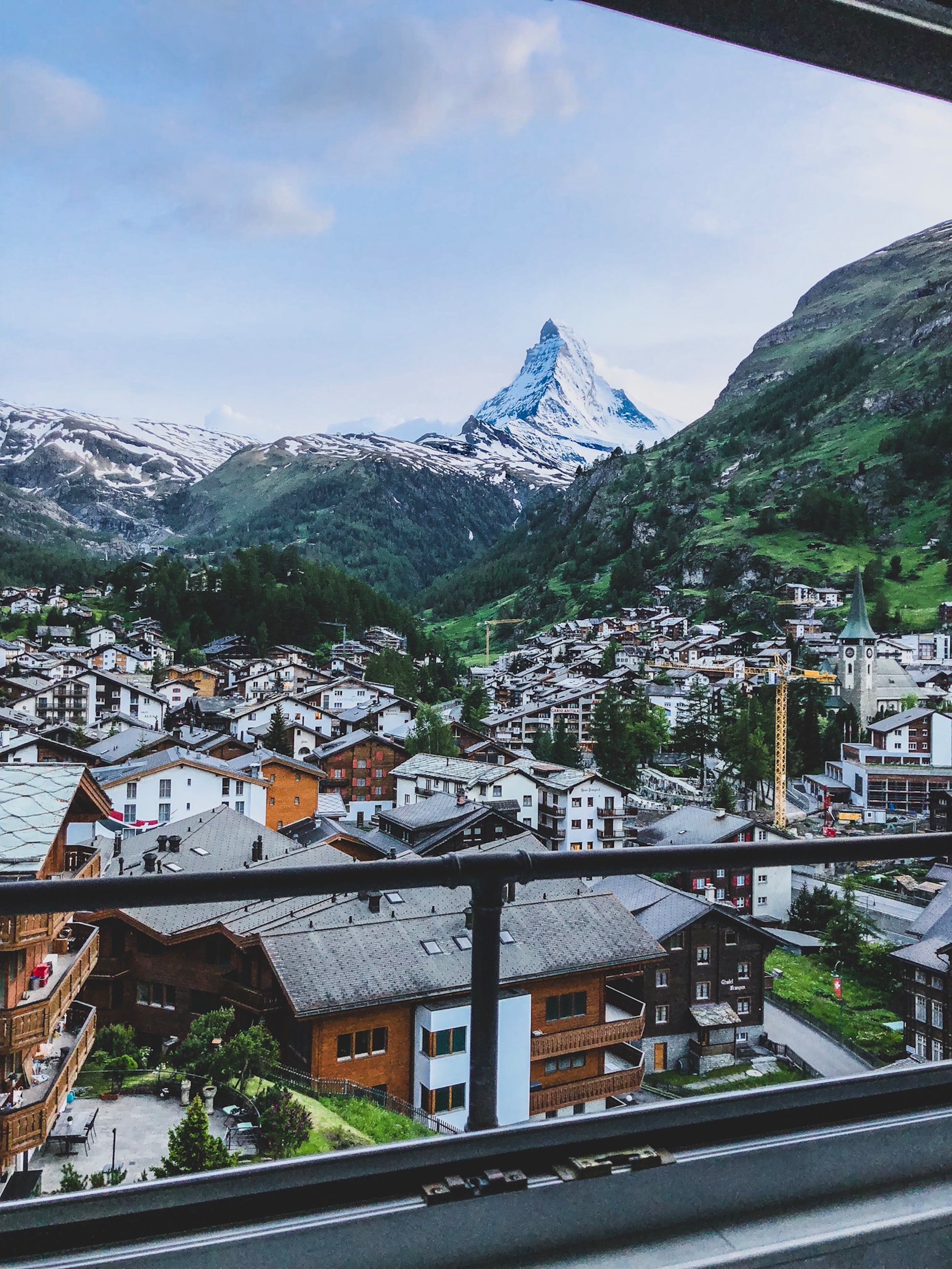 Switzerland: Managing Multilingualism at the Societal Level